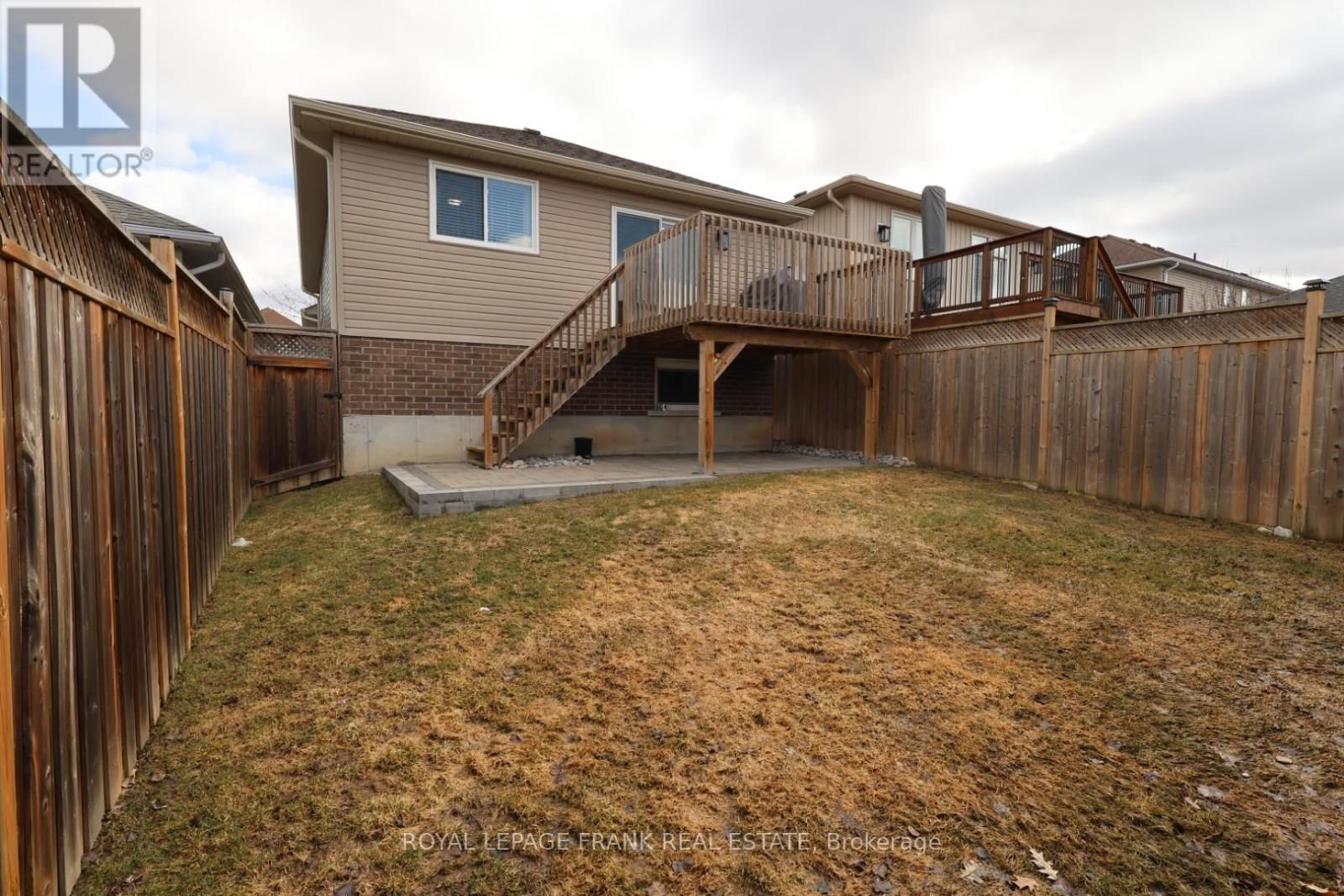 859 EMERY WAY Image 31