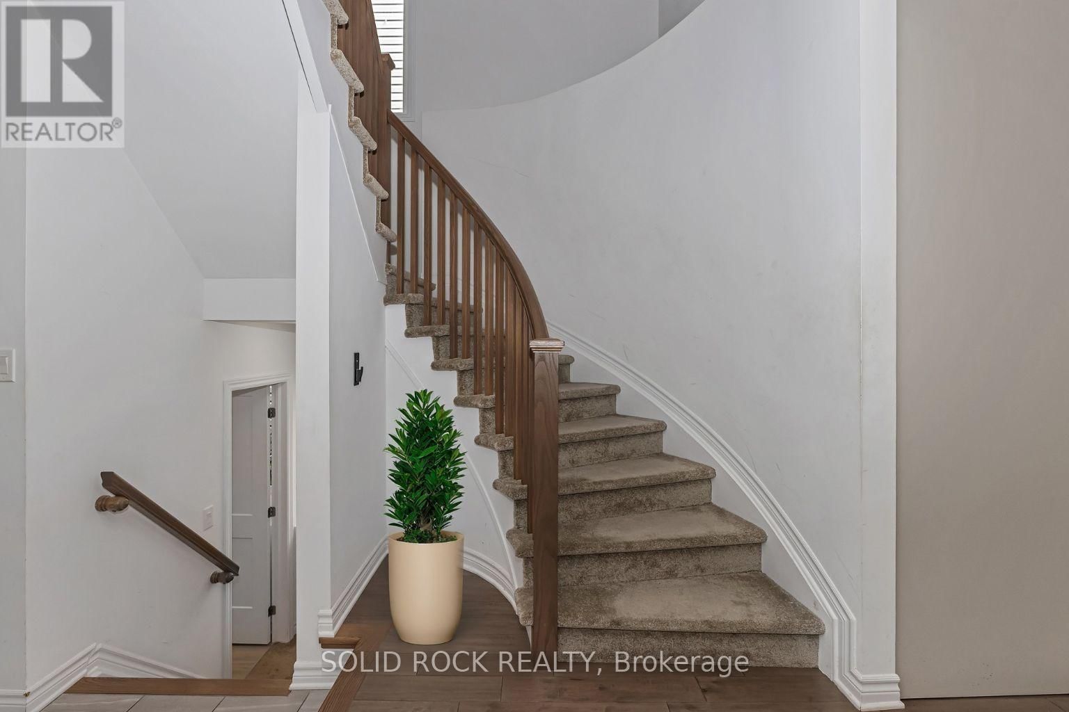 149 MINIKAN STREET Image 11