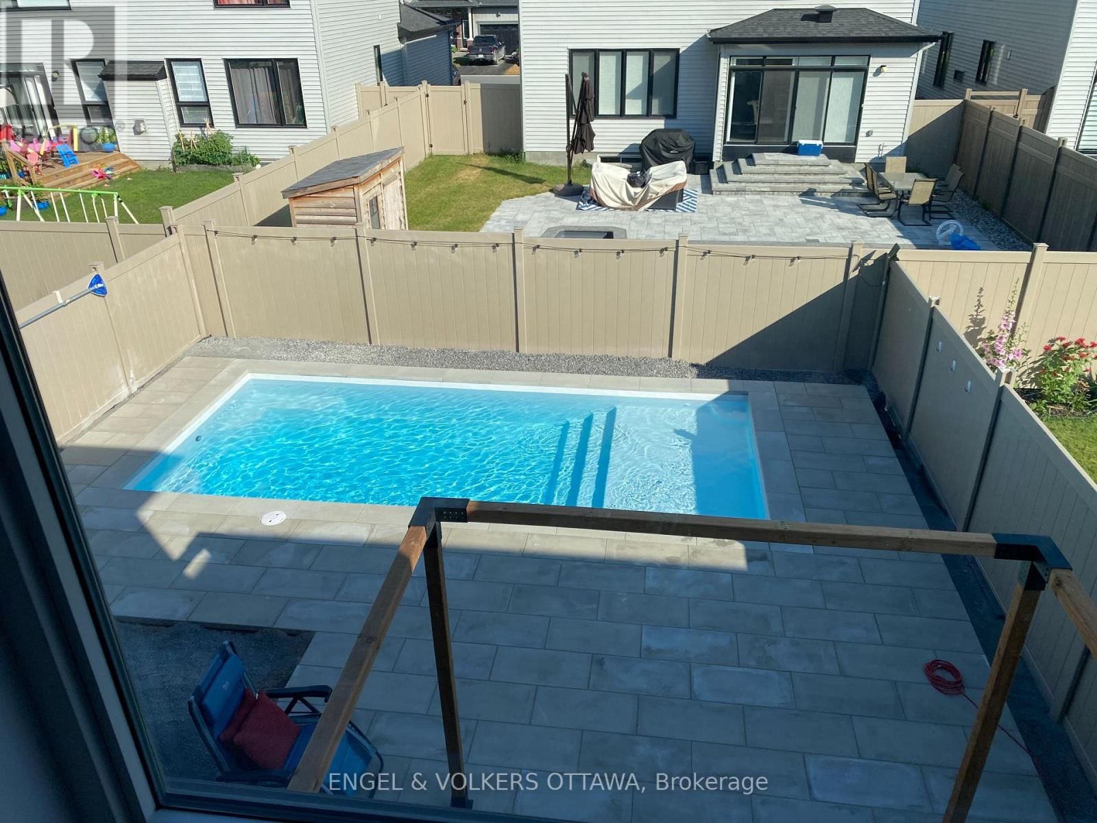 176 BALIKUN HEIGHTS Image 39