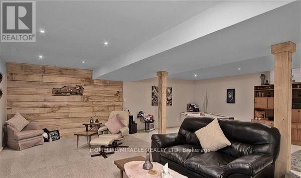 5416 MARION STREET Image 20