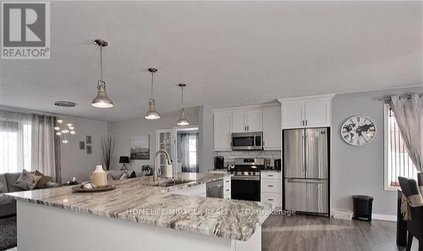 5416 MARION STREET Image 34