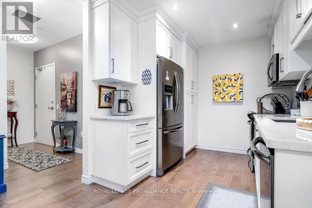 514 - 199 FRONT STREET Image 4