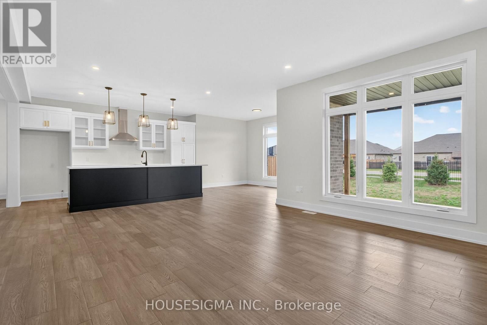 36 KELLY DRIVE Image 16