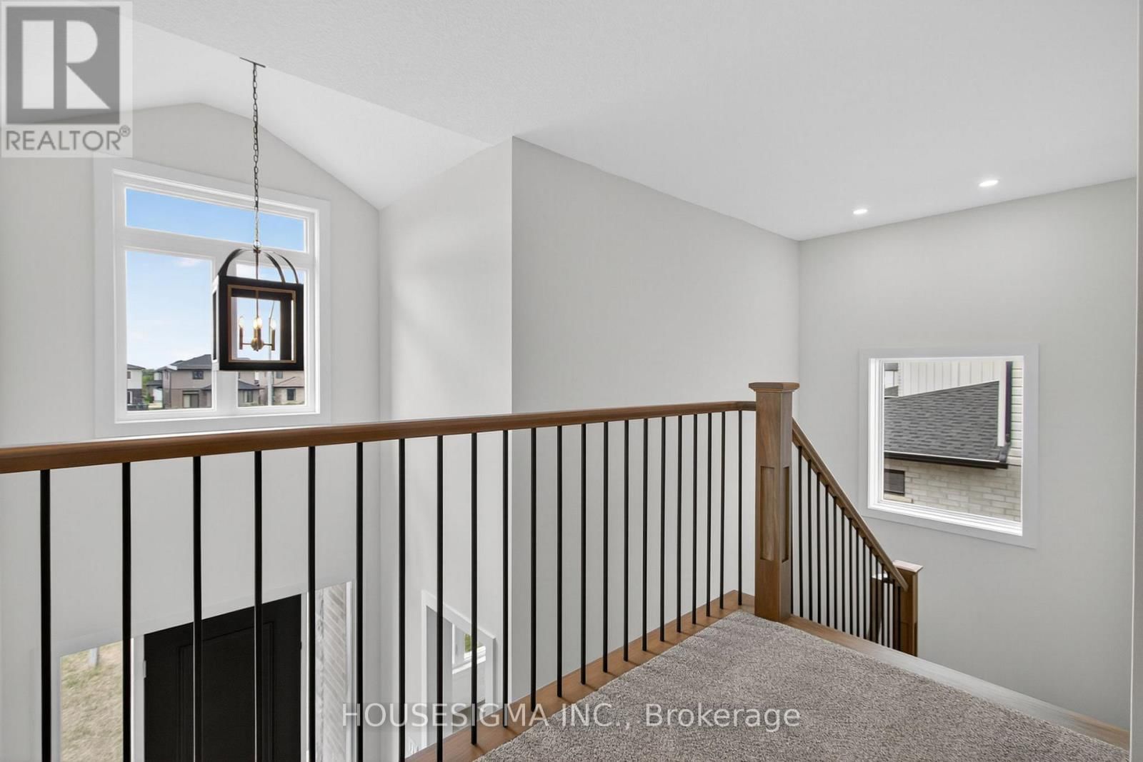 36 KELLY DRIVE Image 23