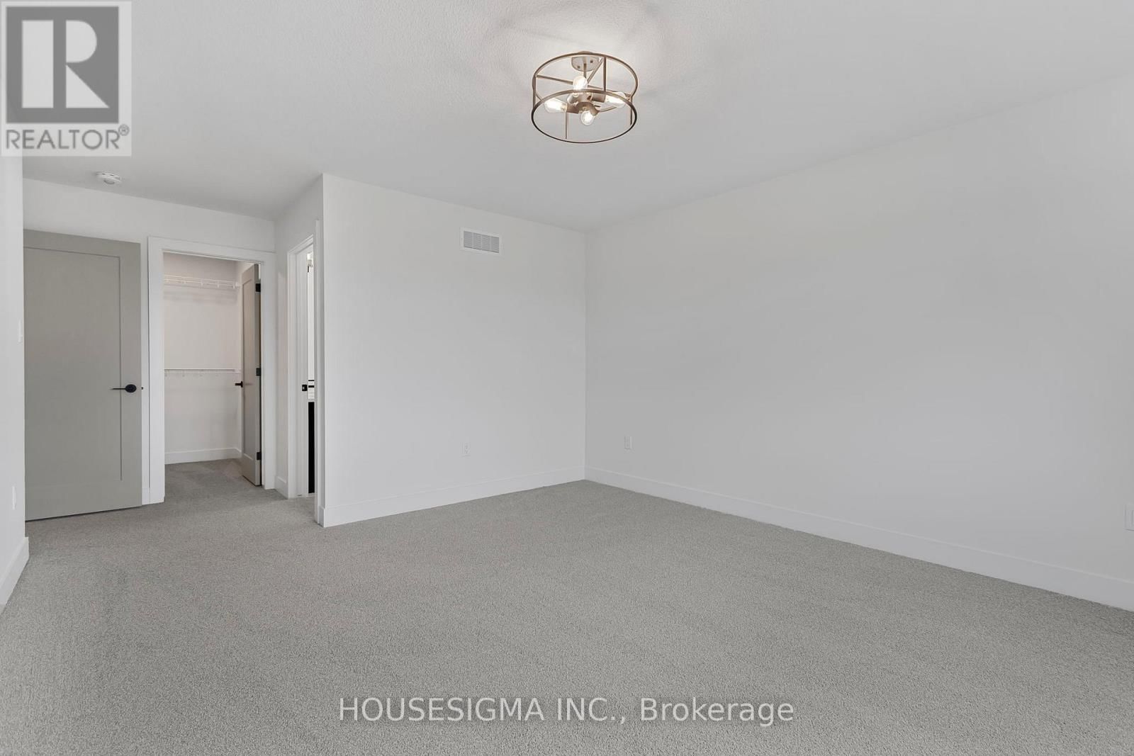 36 KELLY DRIVE Image 26