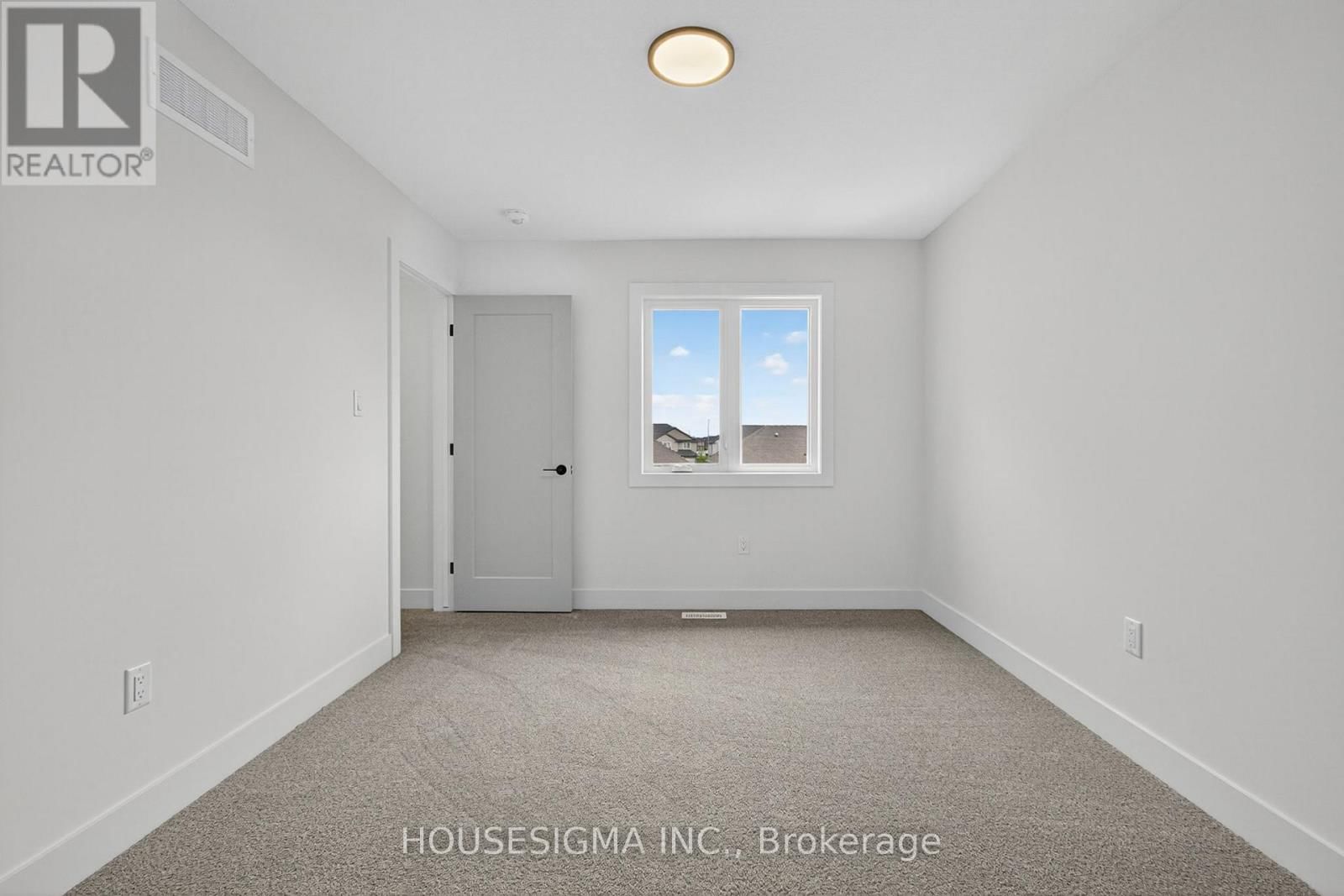 36 KELLY DRIVE Image 34