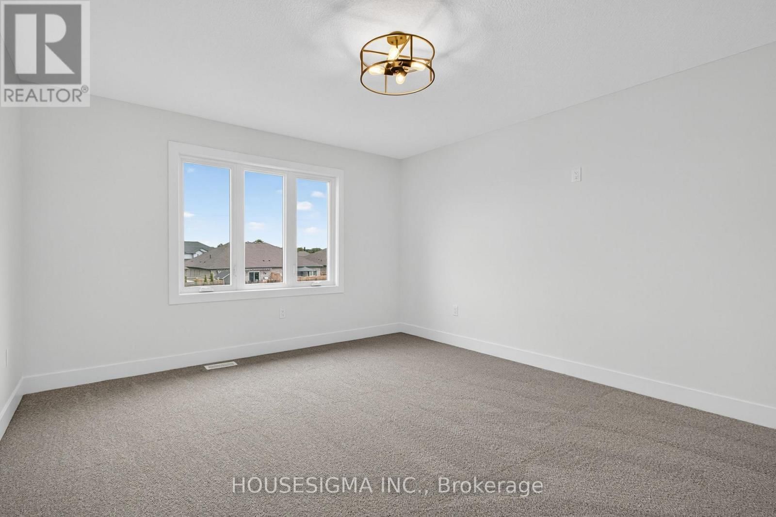 36 KELLY DRIVE Image 35