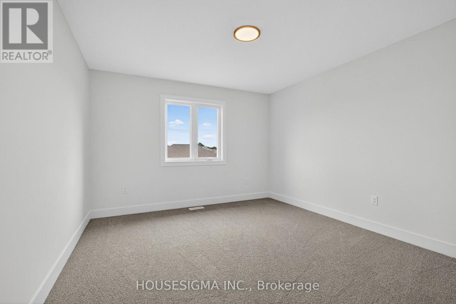 36 KELLY DRIVE Image 36