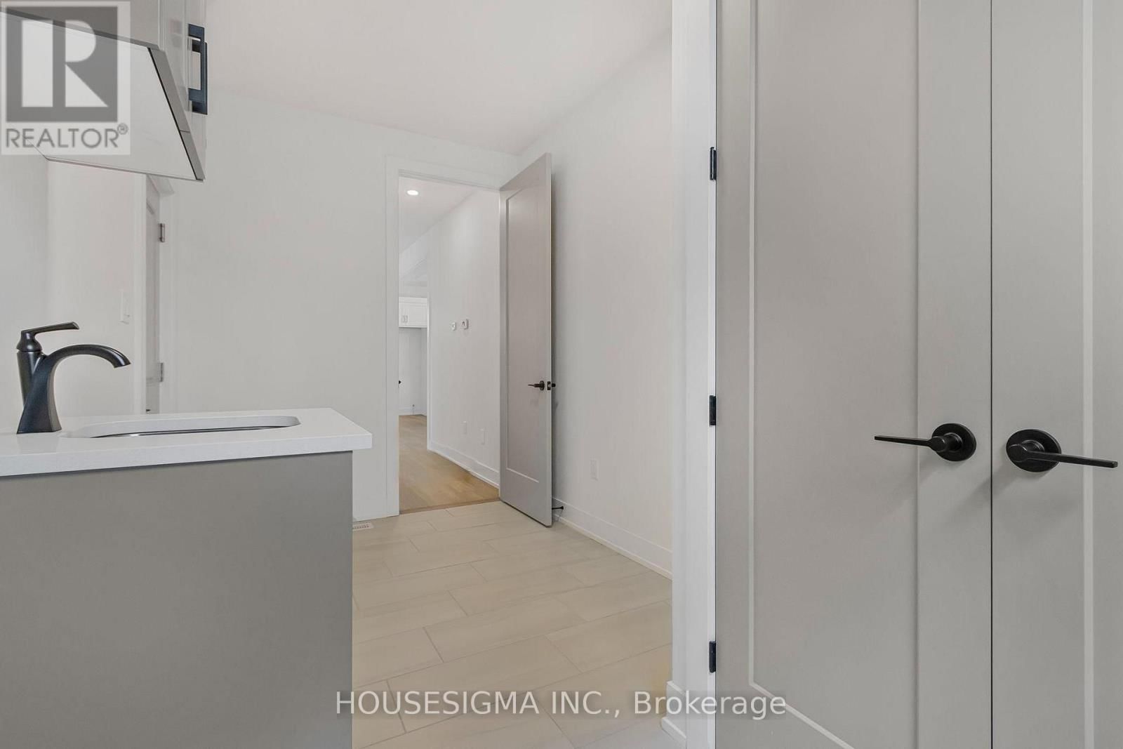 36 KELLY DRIVE Image 42