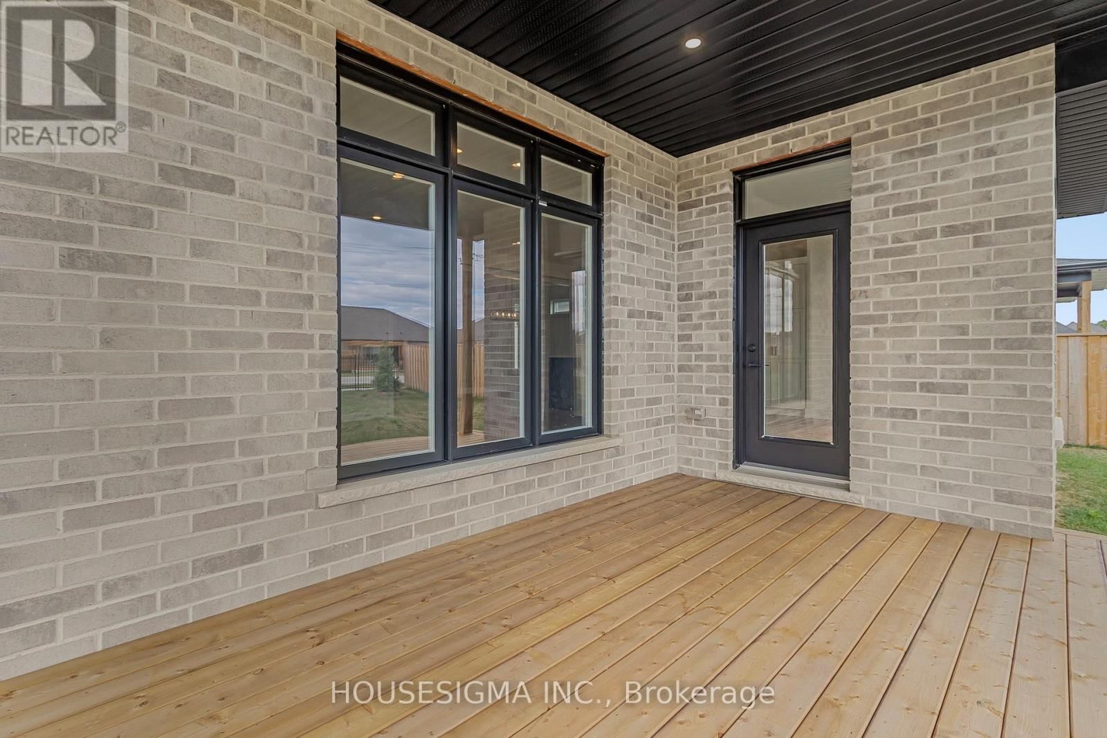 36 KELLY DRIVE Image 43