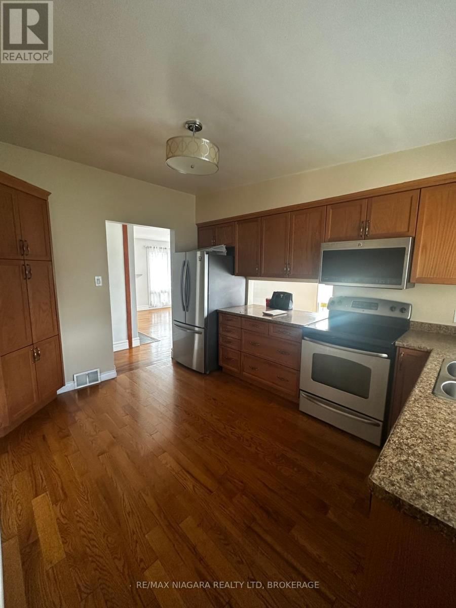 MAIN - 3577 MARLBOROUGH PLACE Image 2