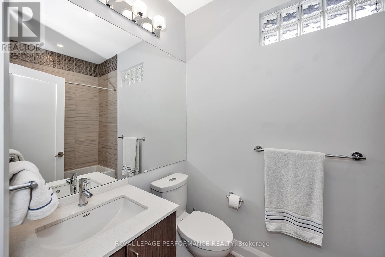 383 PRINCETON AVENUE Image 18