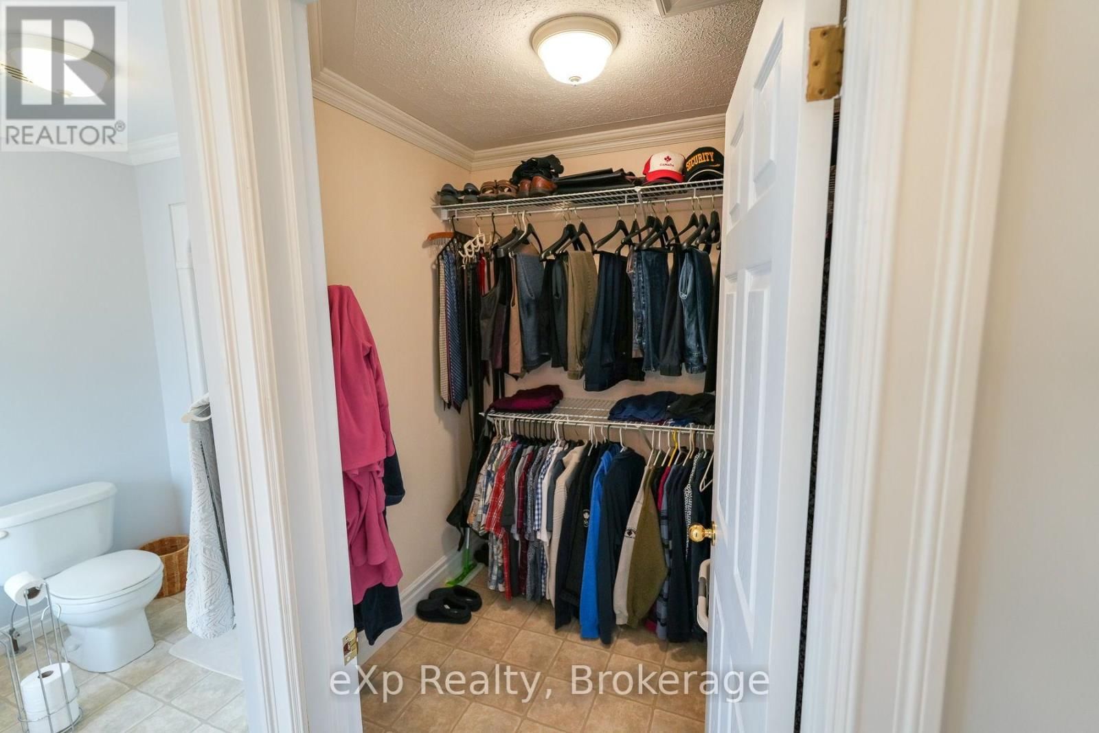 8 SANDPIPER COURT Image 23