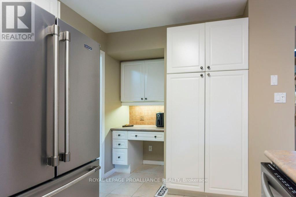 1 SIMMONS COURT Image 12