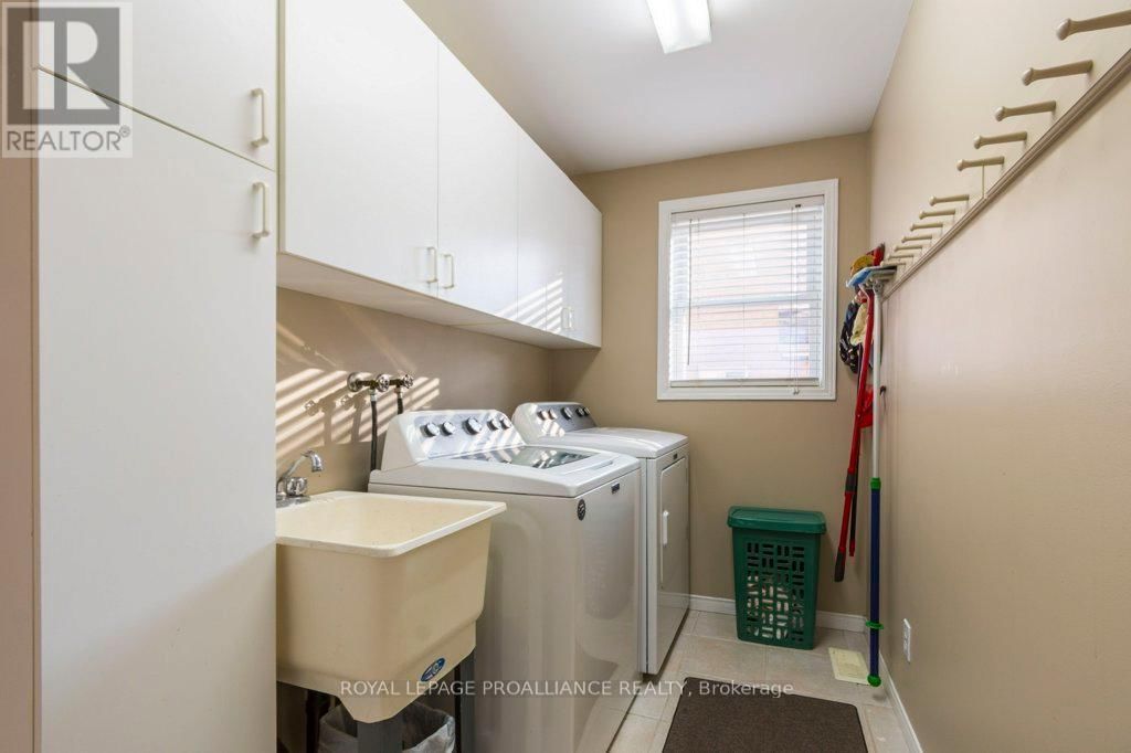 1 SIMMONS COURT Image 13