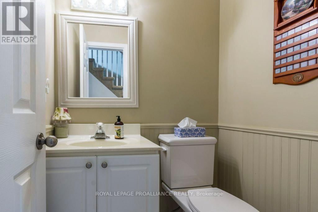 1 SIMMONS COURT Image 15