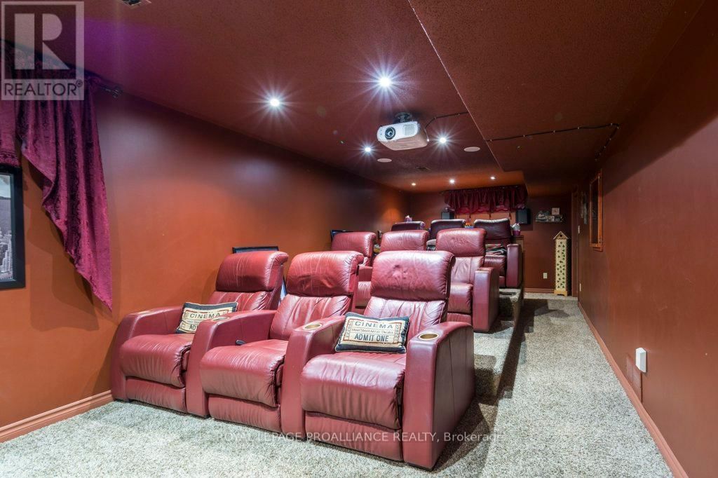 1 SIMMONS COURT Image 27