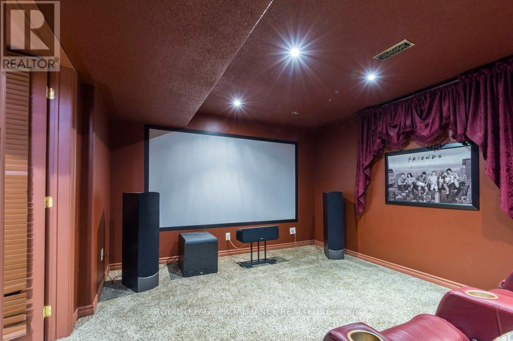 1 SIMMONS COURT Image 28