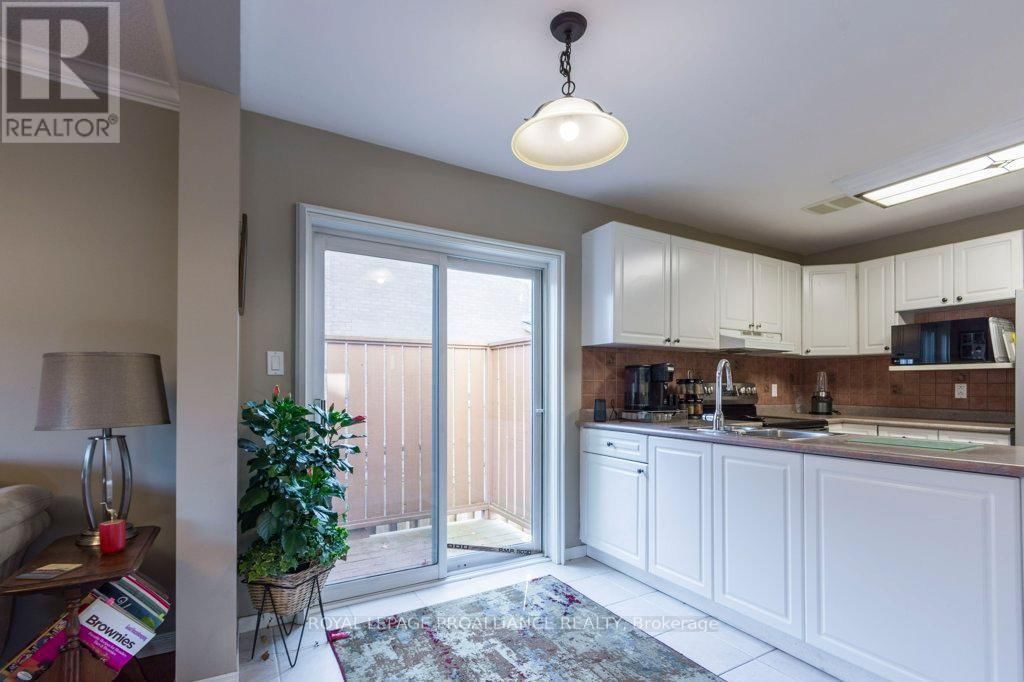 1 SIMMONS COURT Image 9