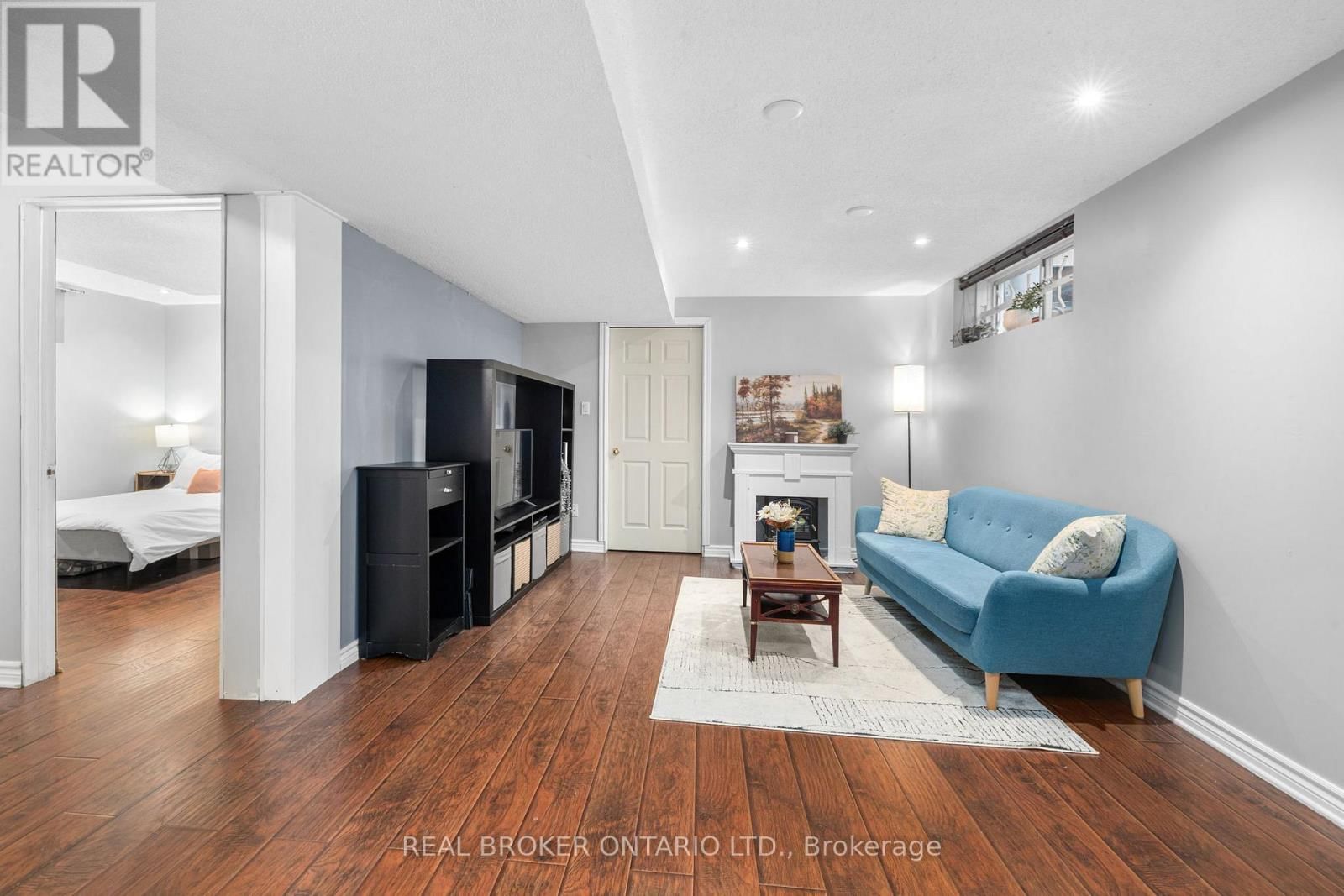 1981 ORCHARDVIEW AVENUE Image 39