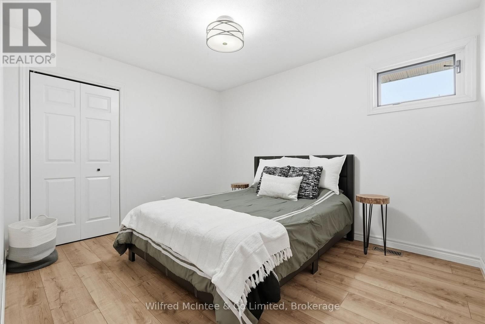 214 HINKS STREET Image 28