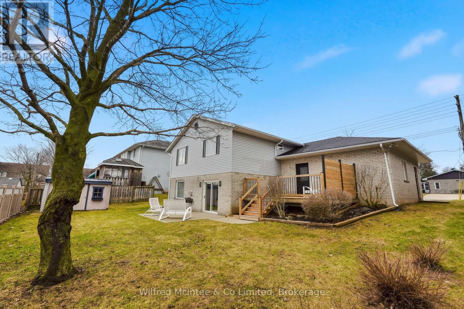 214 HINKS STREET Image 38