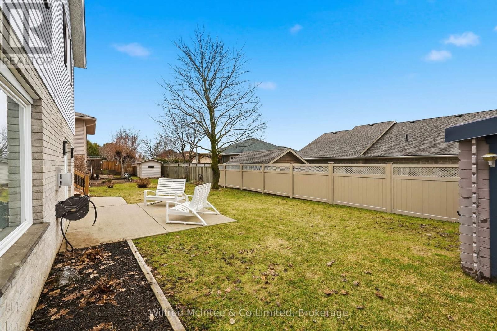 214 HINKS STREET Image 43