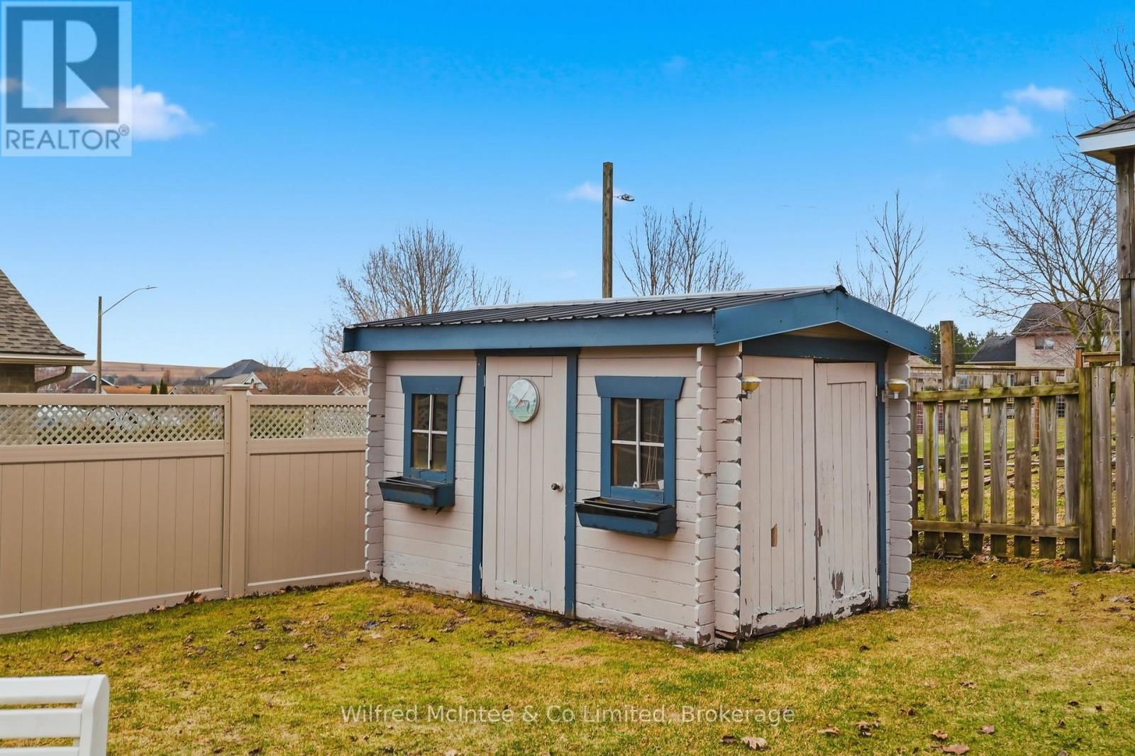 214 HINKS STREET Image 44