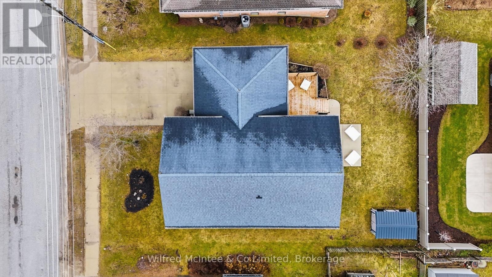 214 HINKS STREET Image 45