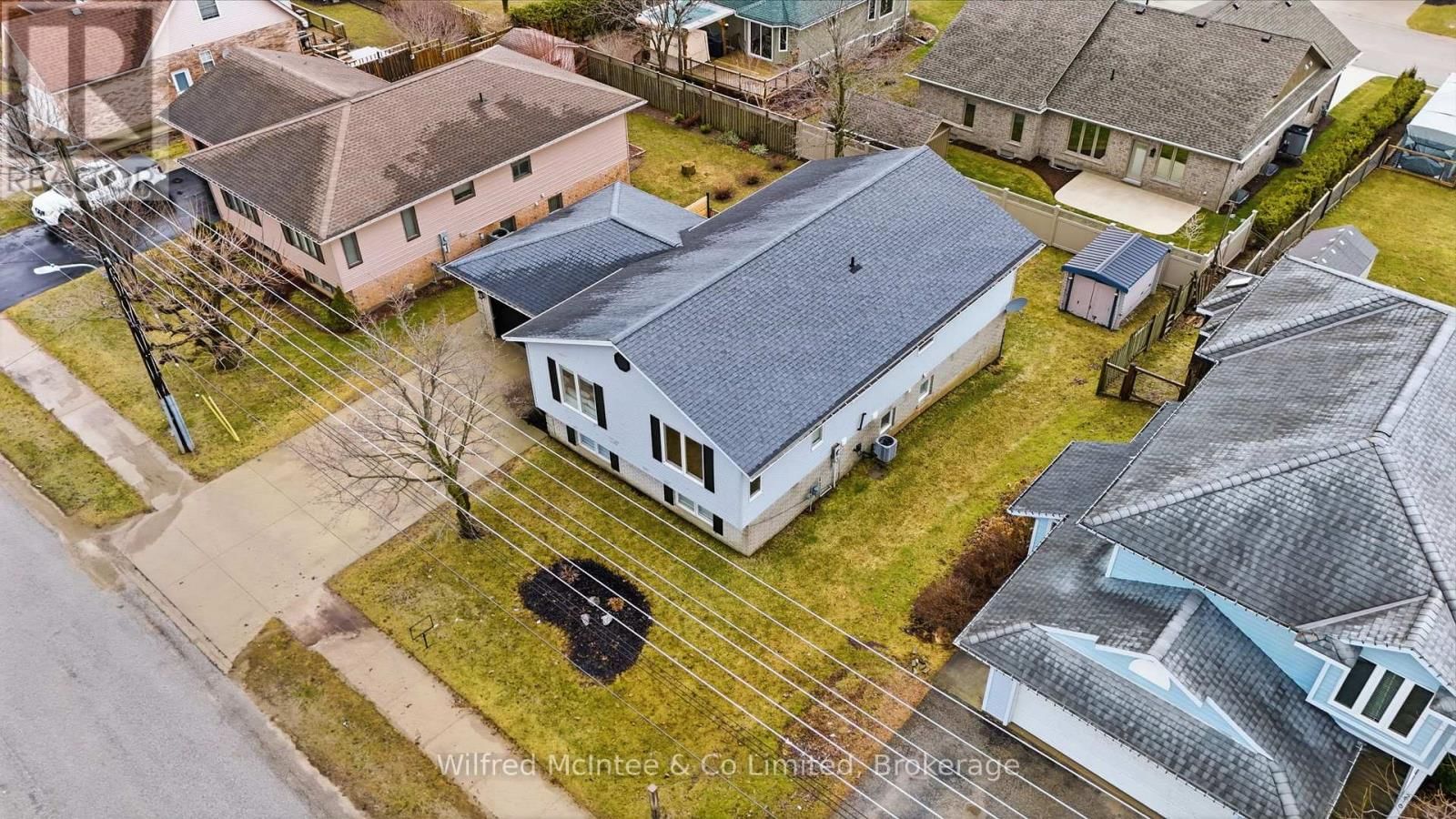 214 HINKS STREET Image 47