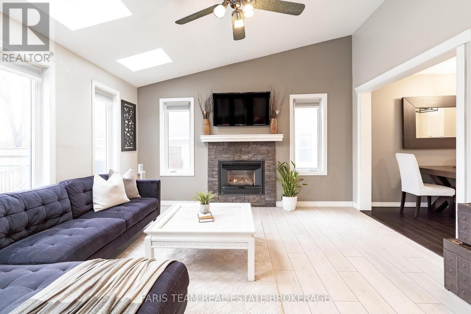 44 REGENT STREET Image 14