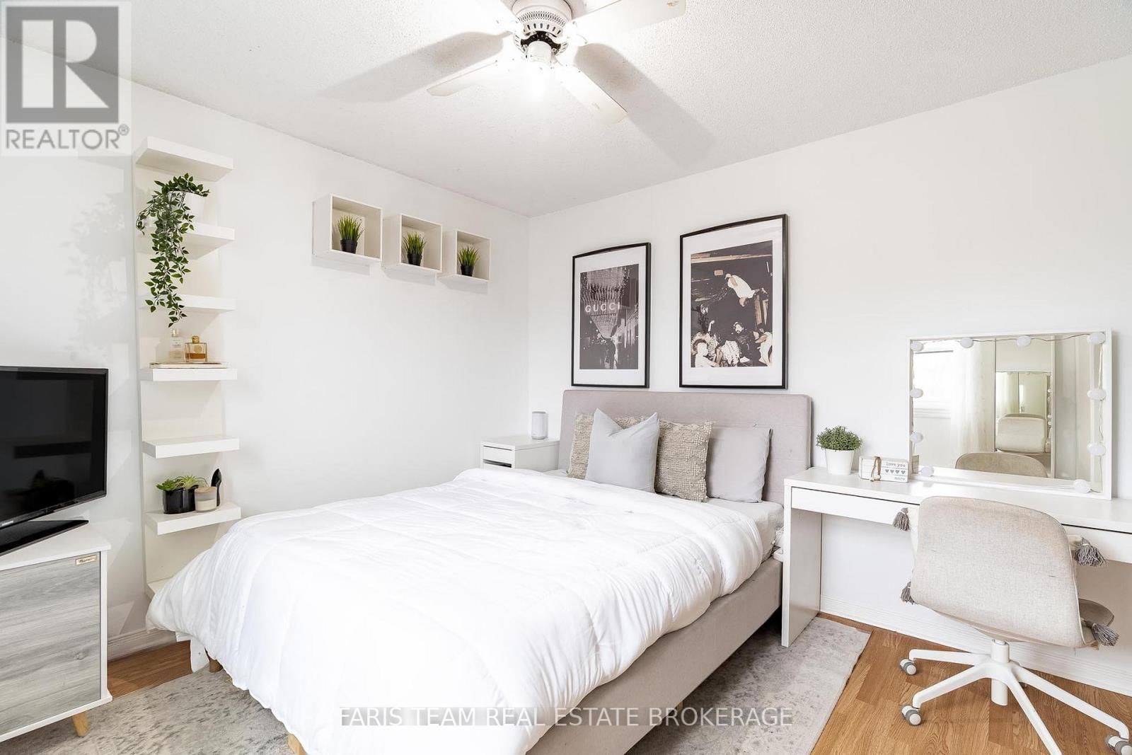 44 REGENT STREET Image 23