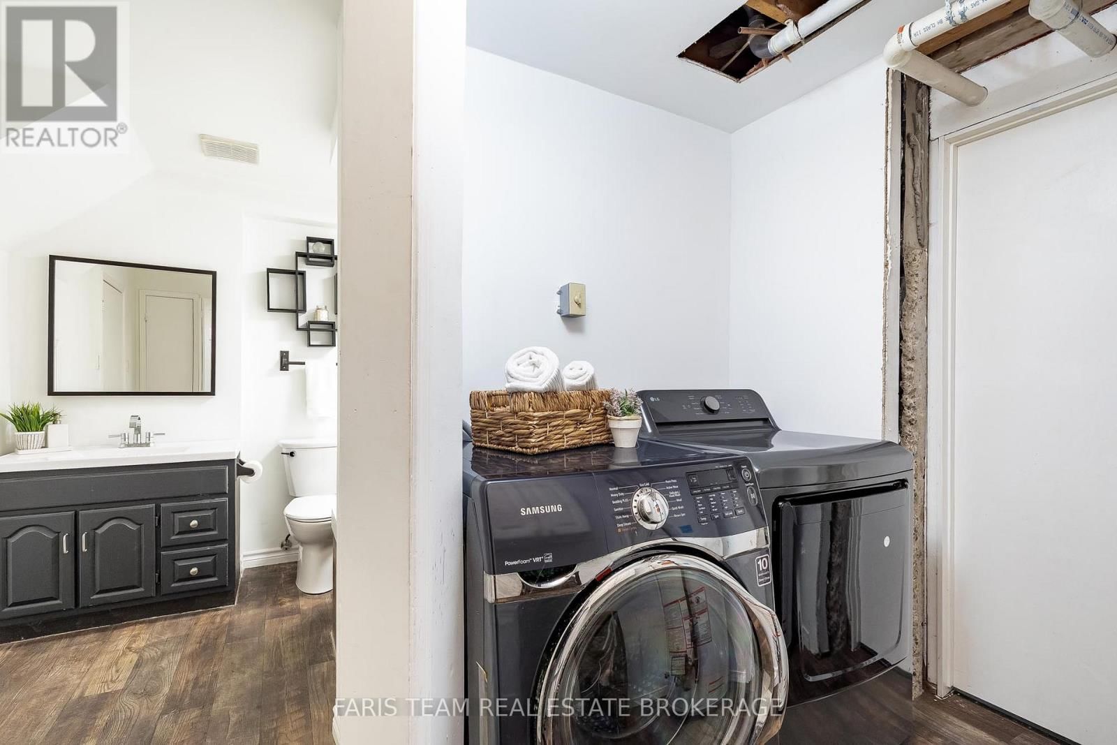 44 REGENT STREET Image 35