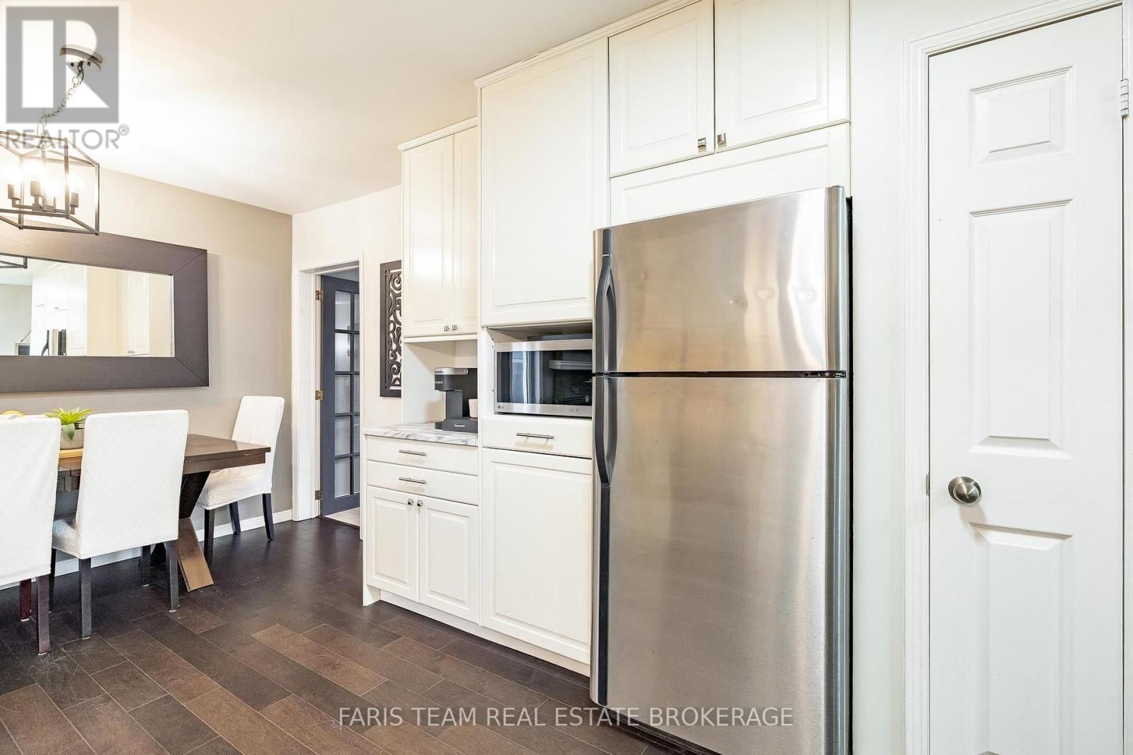 44 REGENT STREET Image 9