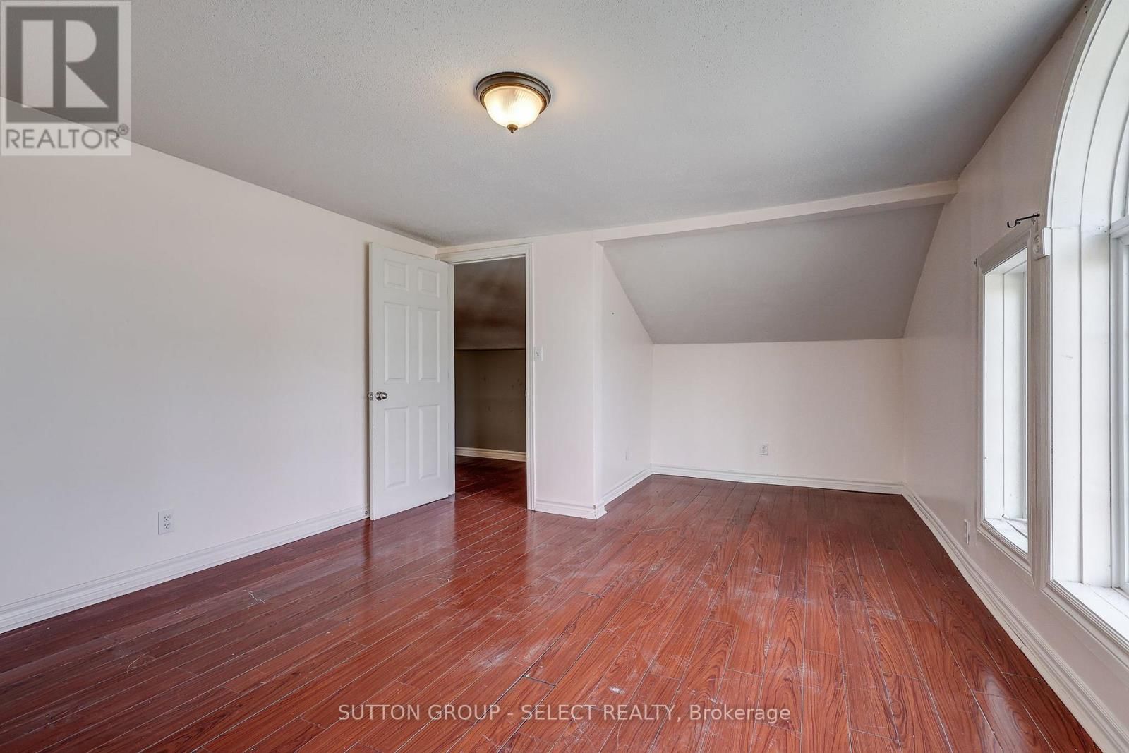 471 BURBROOK PLACE Image 26