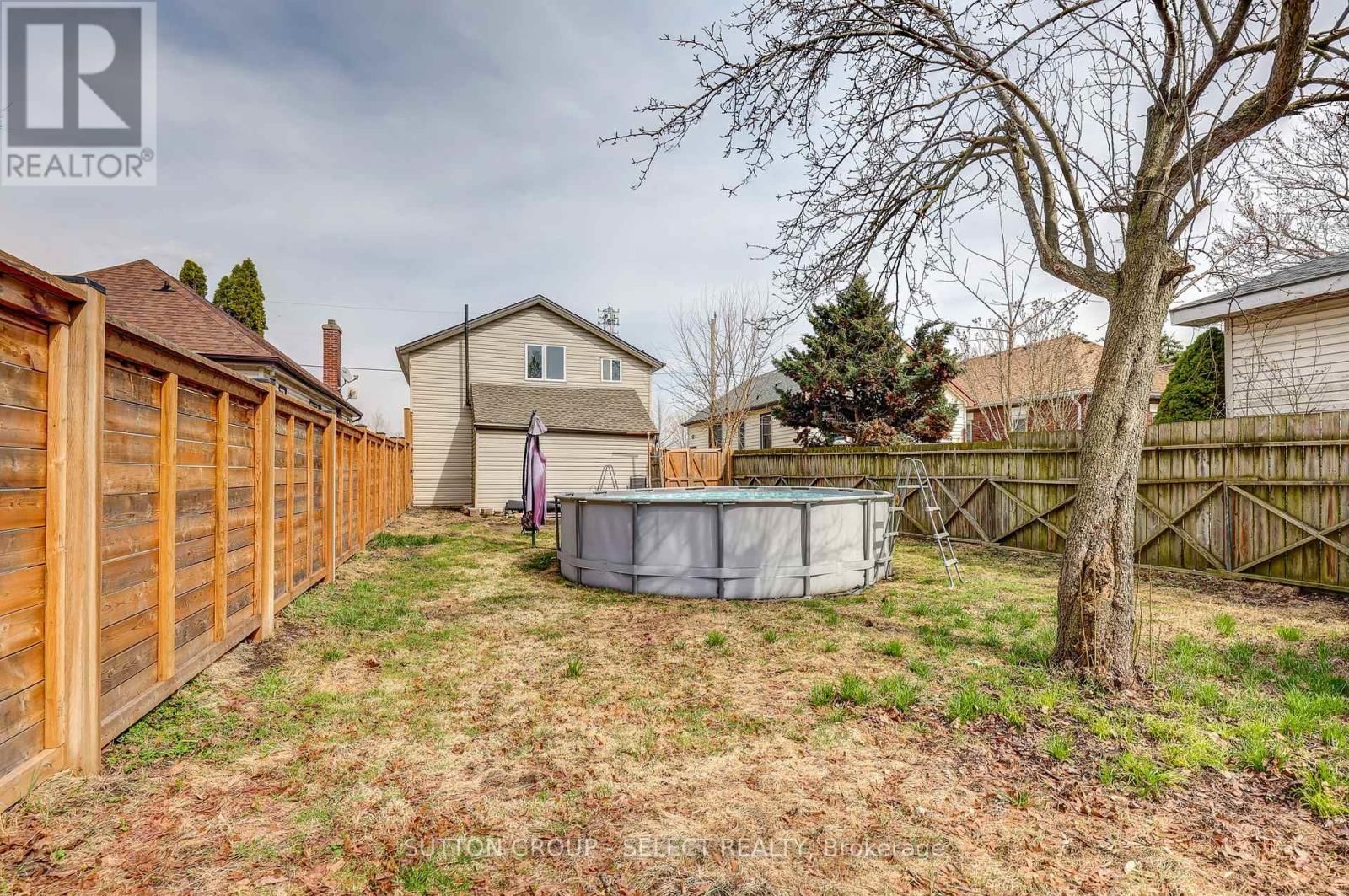 471 BURBROOK PLACE Image 40