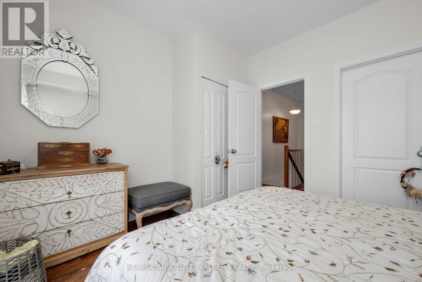 286 CAMBRIDGE STREET AVENUE NORTH Image 34