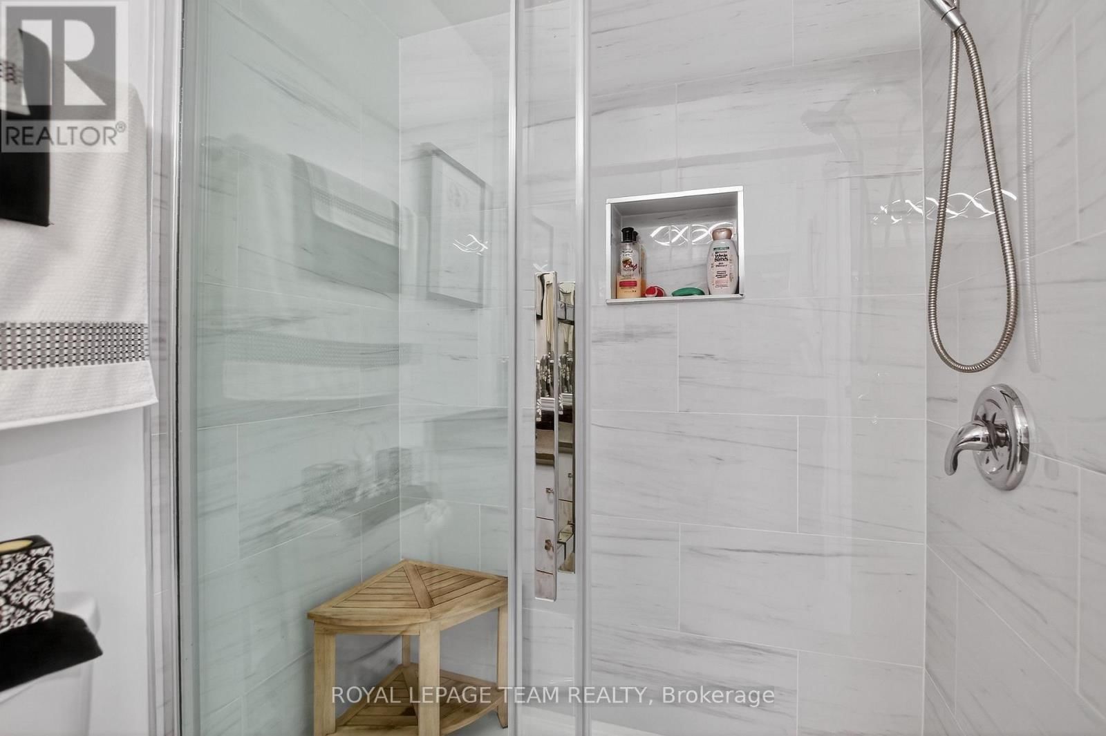 20 RIVER OAKS COURT Image 33