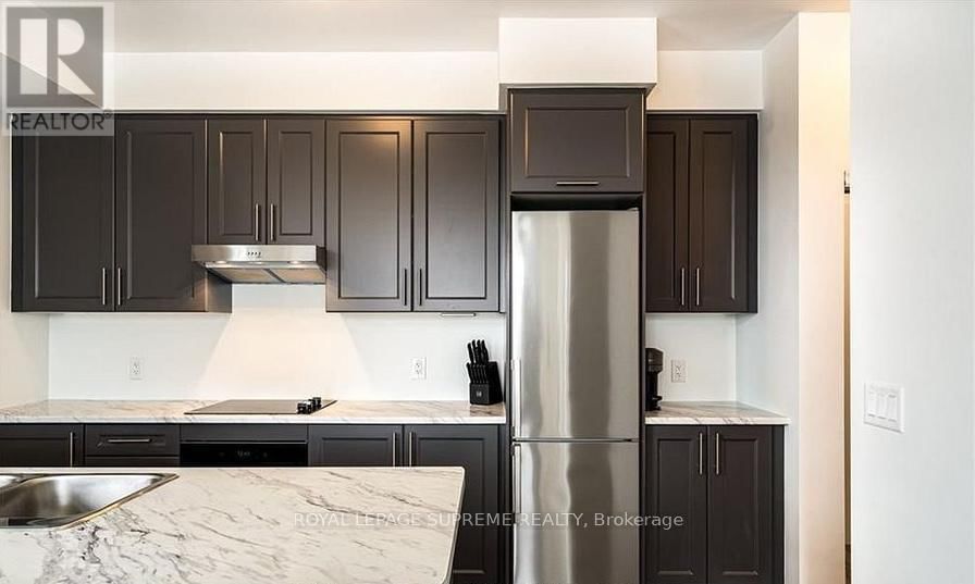 324 - 600 NORTH SERVICE ROAD Image 4