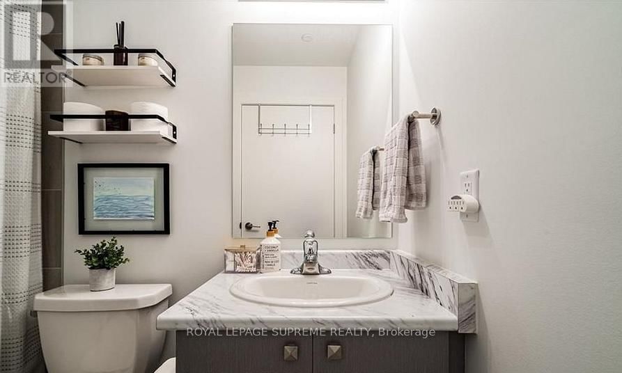 324 - 600 NORTH SERVICE ROAD Image 6