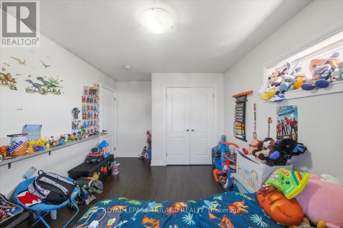 1942 CEDARPARK DRIVE Image 15