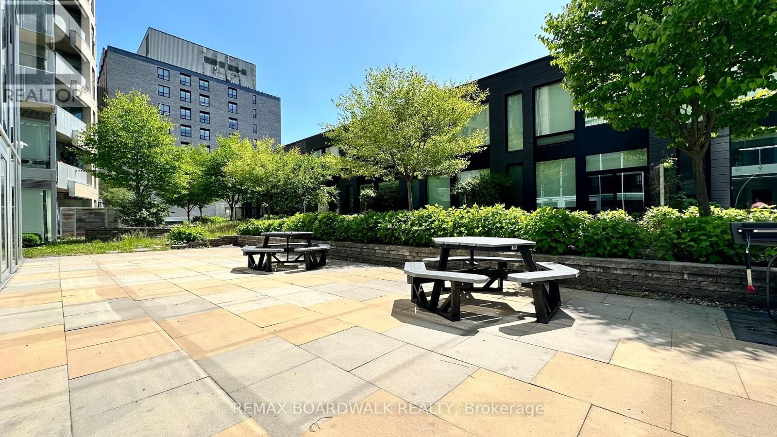 2706 - 40 NEPEAN STREET NORTH Image 14