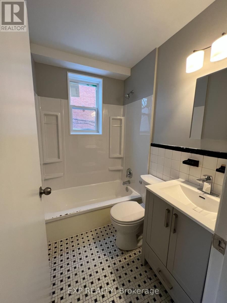 1119 MERIVALE ROAD Image 15