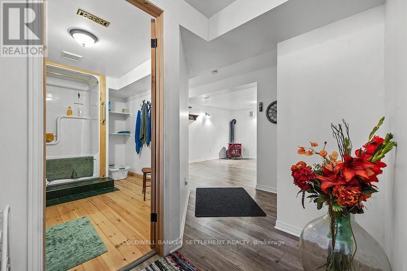 295 STANLEY ROAD Image 24