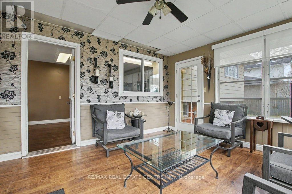 18 6TH CONCESSION ROAD EAST Image 14