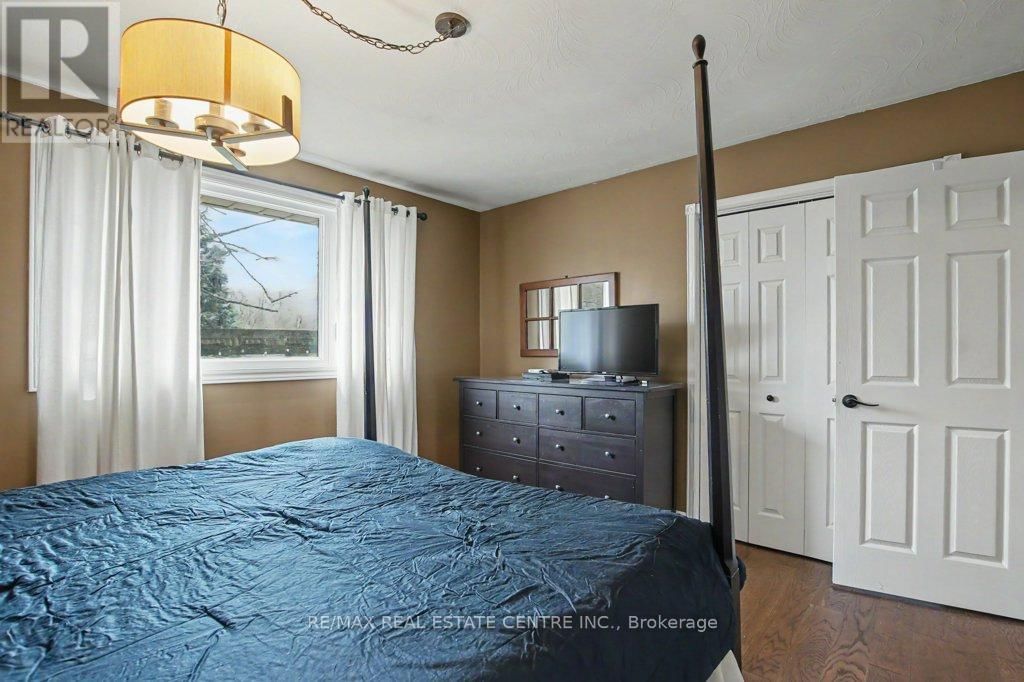 18 6TH CONCESSION ROAD EAST Image 18