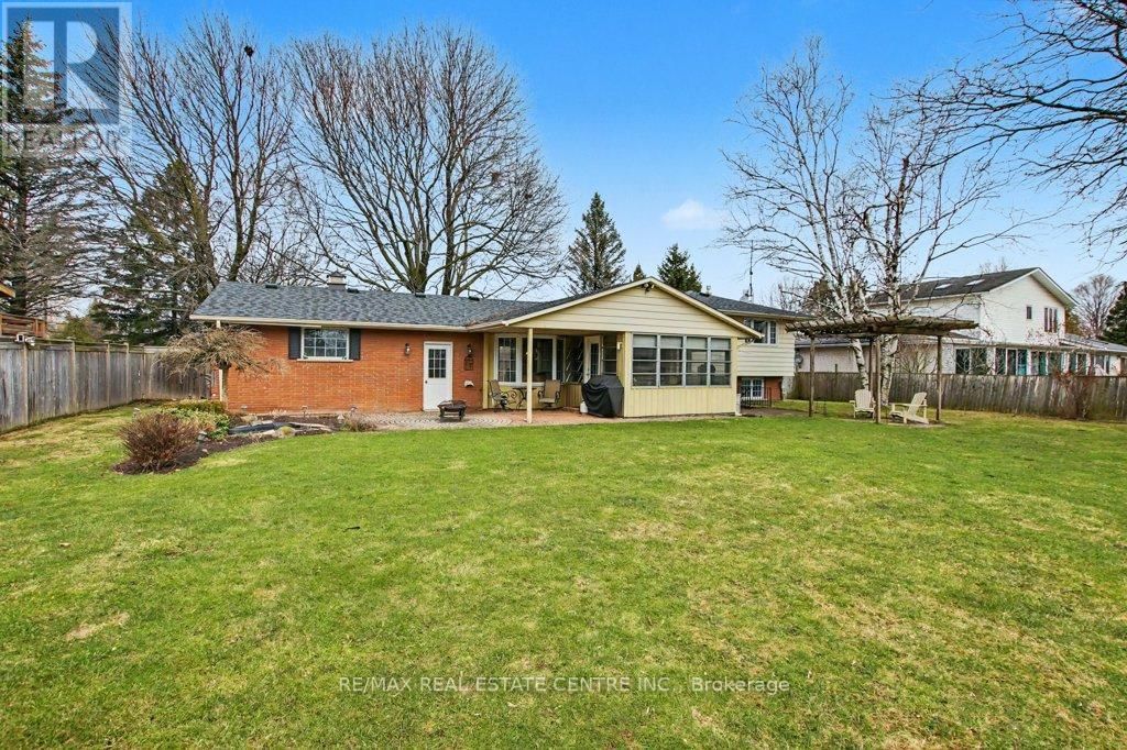 18 6TH CONCESSION ROAD EAST Image 32