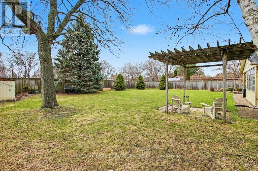 18 6TH CONCESSION ROAD EAST Image 35