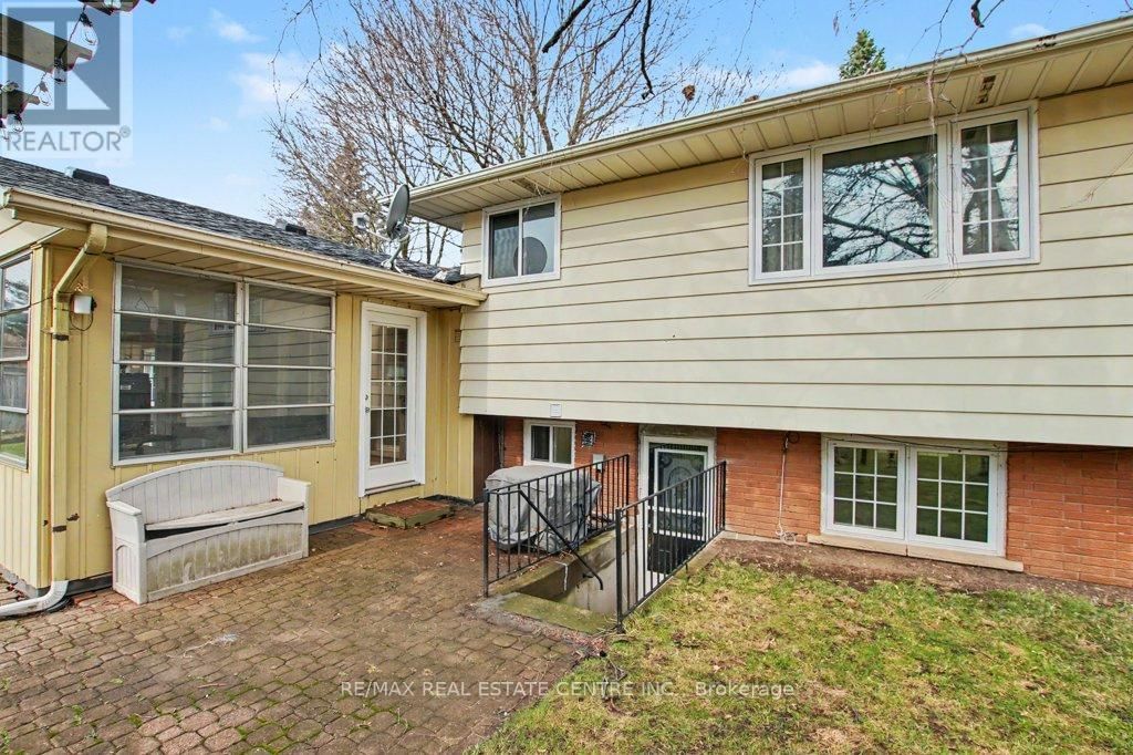 18 6TH CONCESSION ROAD EAST Image 36