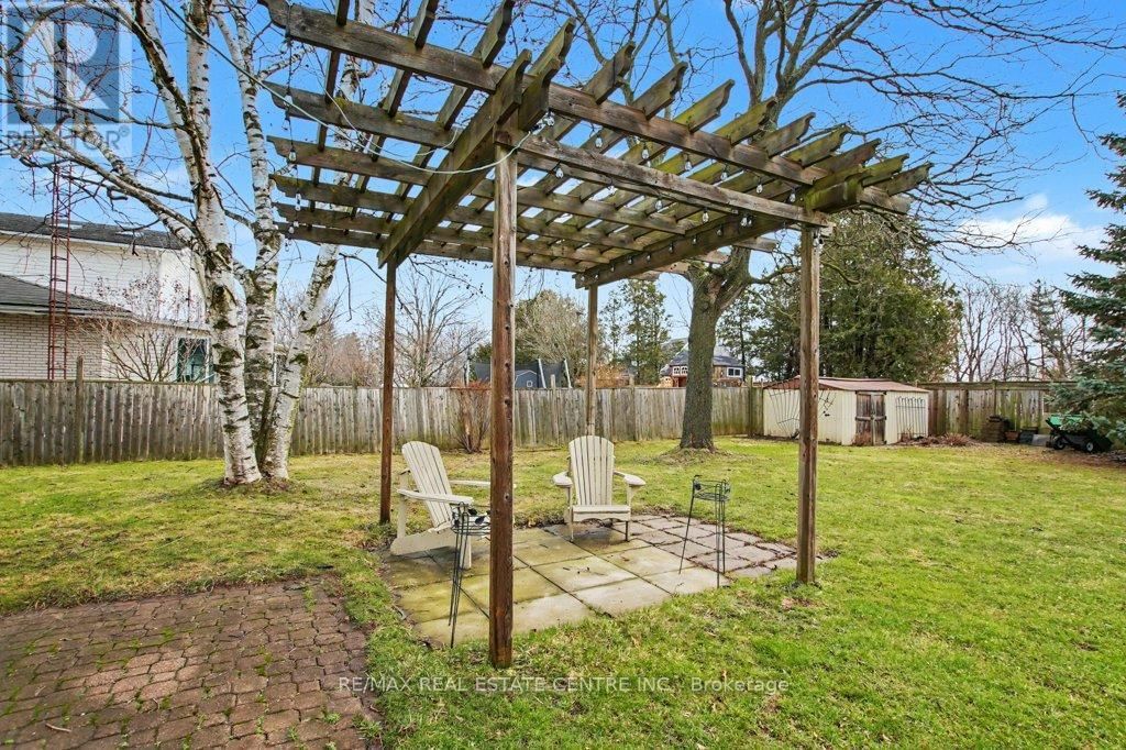 18 6TH CONCESSION ROAD EAST Image 37